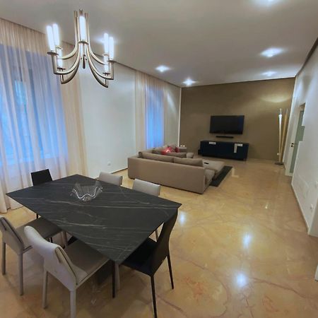 Apartamento Luxury House With Parking Nápoles Exterior foto