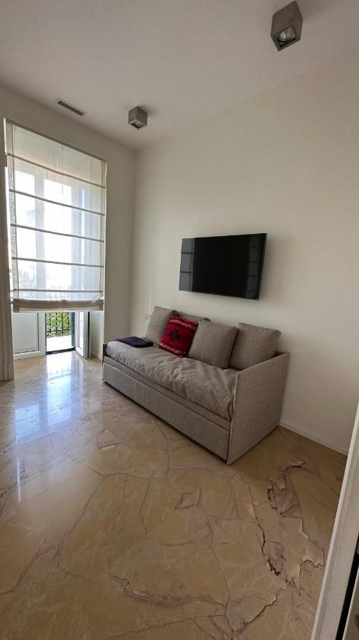 Apartamento Luxury House With Parking Nápoles Exterior foto